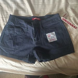 Unionbay shorts size 9, inseam 3.5”